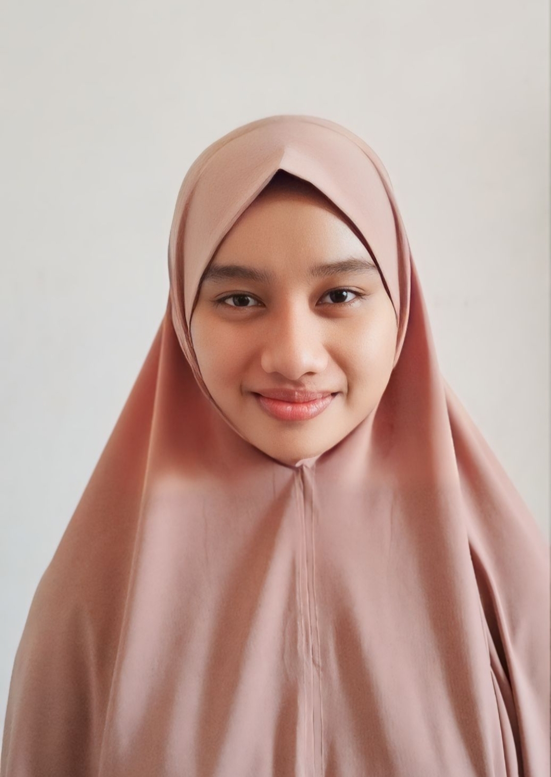 Aghisna Ardiyanti Putri